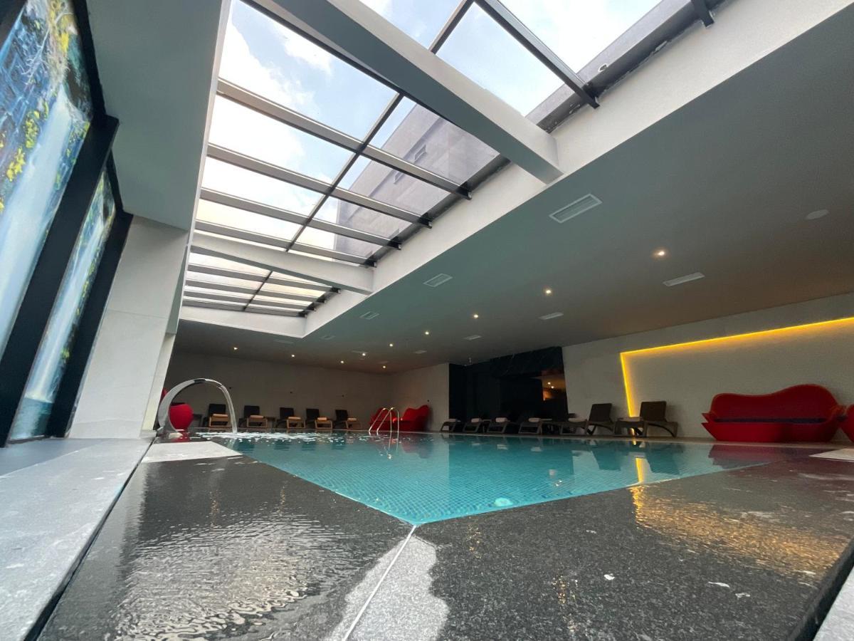 Palace Hotel & Spa Titova Mitrovica Esterno foto