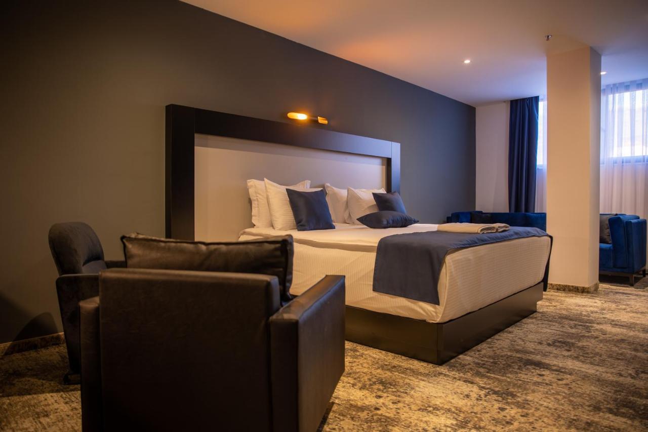 Palace Hotel & Spa Titova Mitrovica Esterno foto